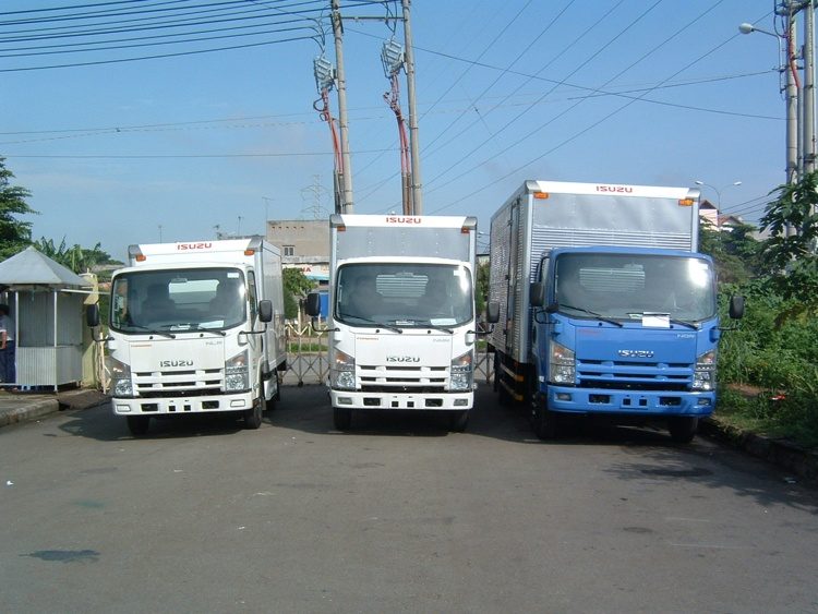 Cho thuê xe tải theo tháng chất lượng tại Taxi tải 365